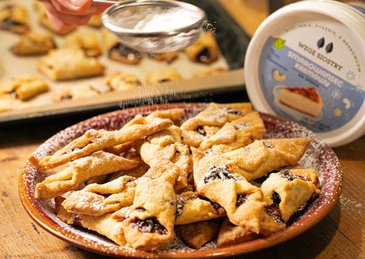 Kruche ciasteczka serowe „dzidziusie w becikach”