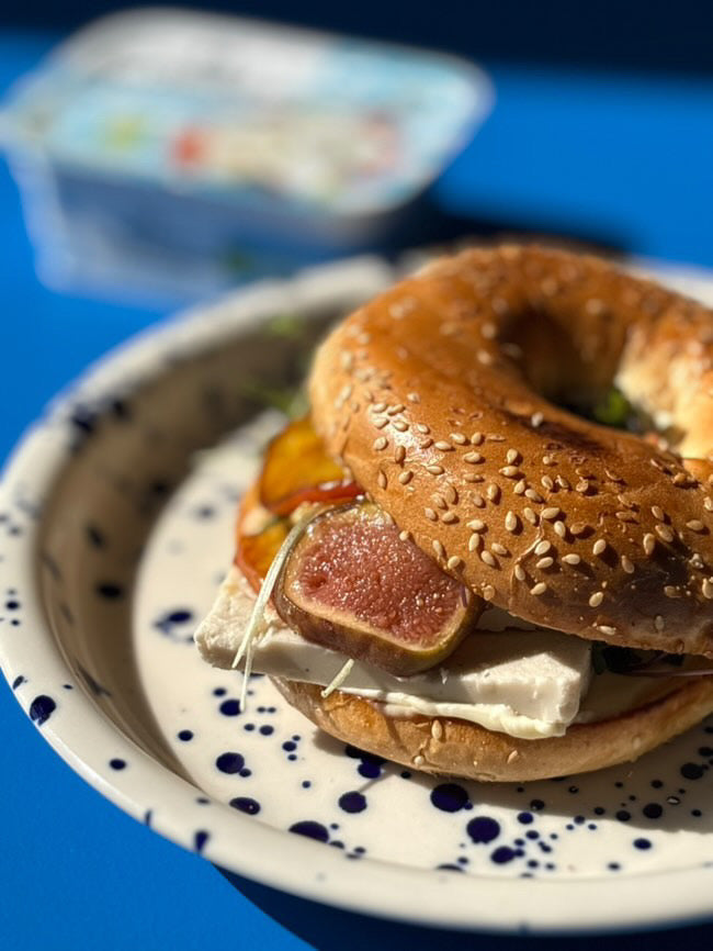 Vegan Bajgel „Slow Peach”