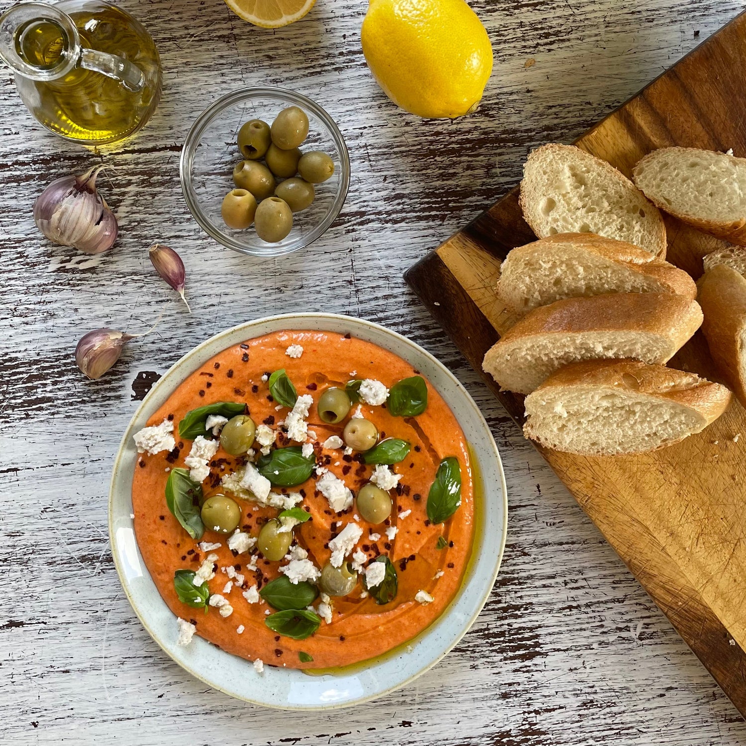 Pasta z pieczonej papryki z Sałatkowym z nerkowców