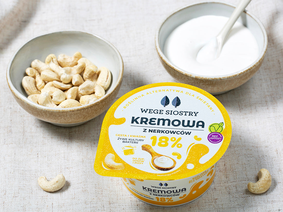 Kremowa 18% kwaśna na bazie nerkowców 150 g